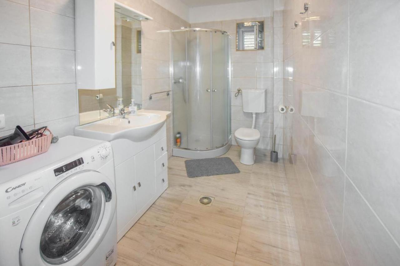 Suite Apartment Toni Poljana  Экстерьер фото