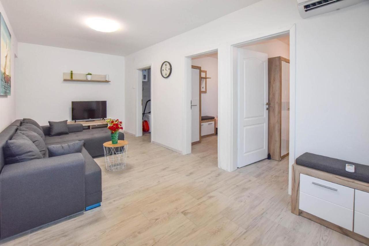 Suite Apartment Toni Poljana  Экстерьер фото