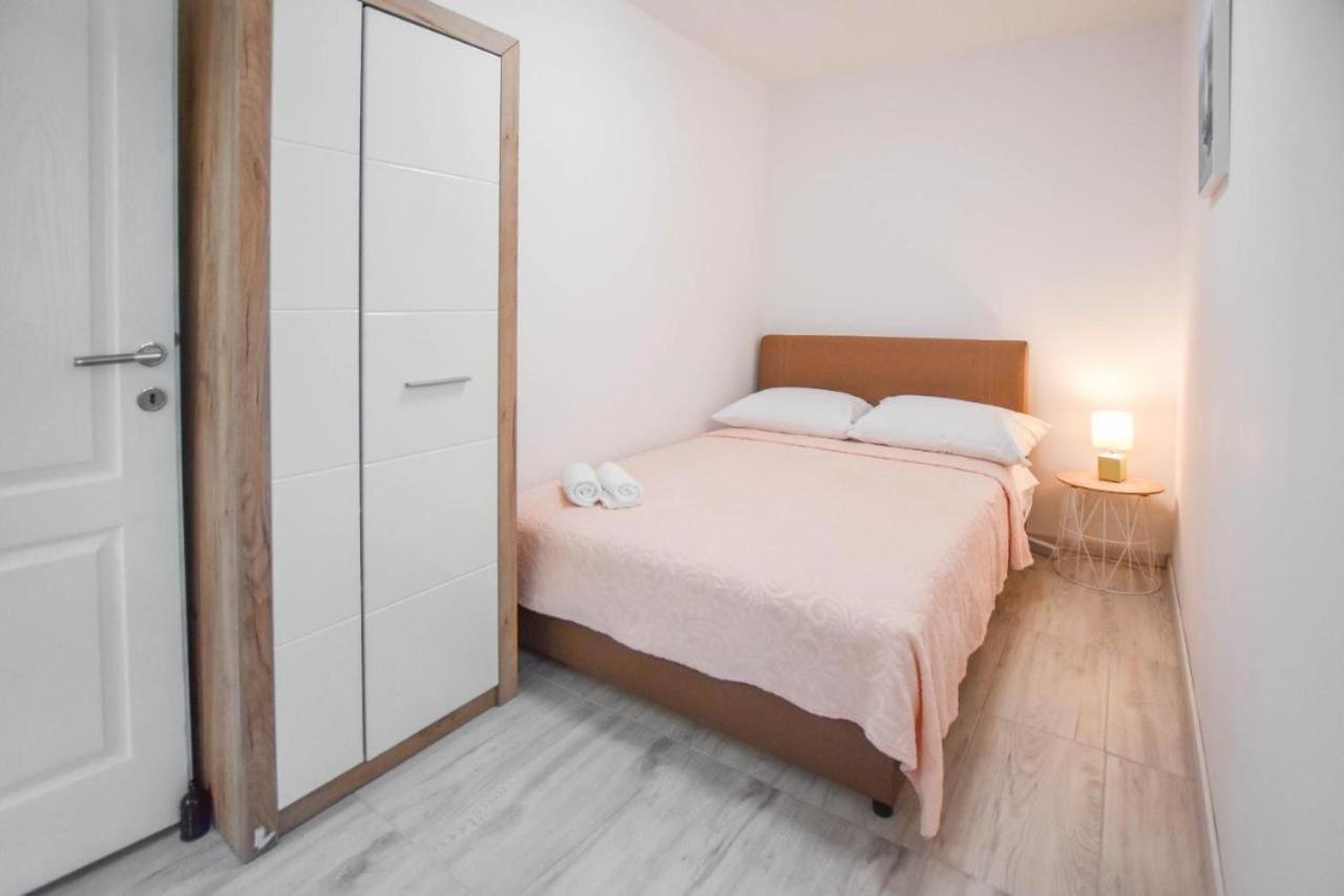 Suite Apartment Toni Poljana  Экстерьер фото